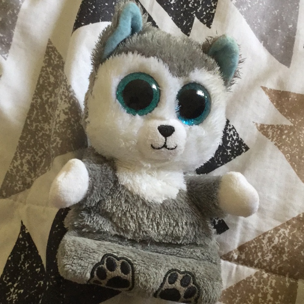 TY phone holder